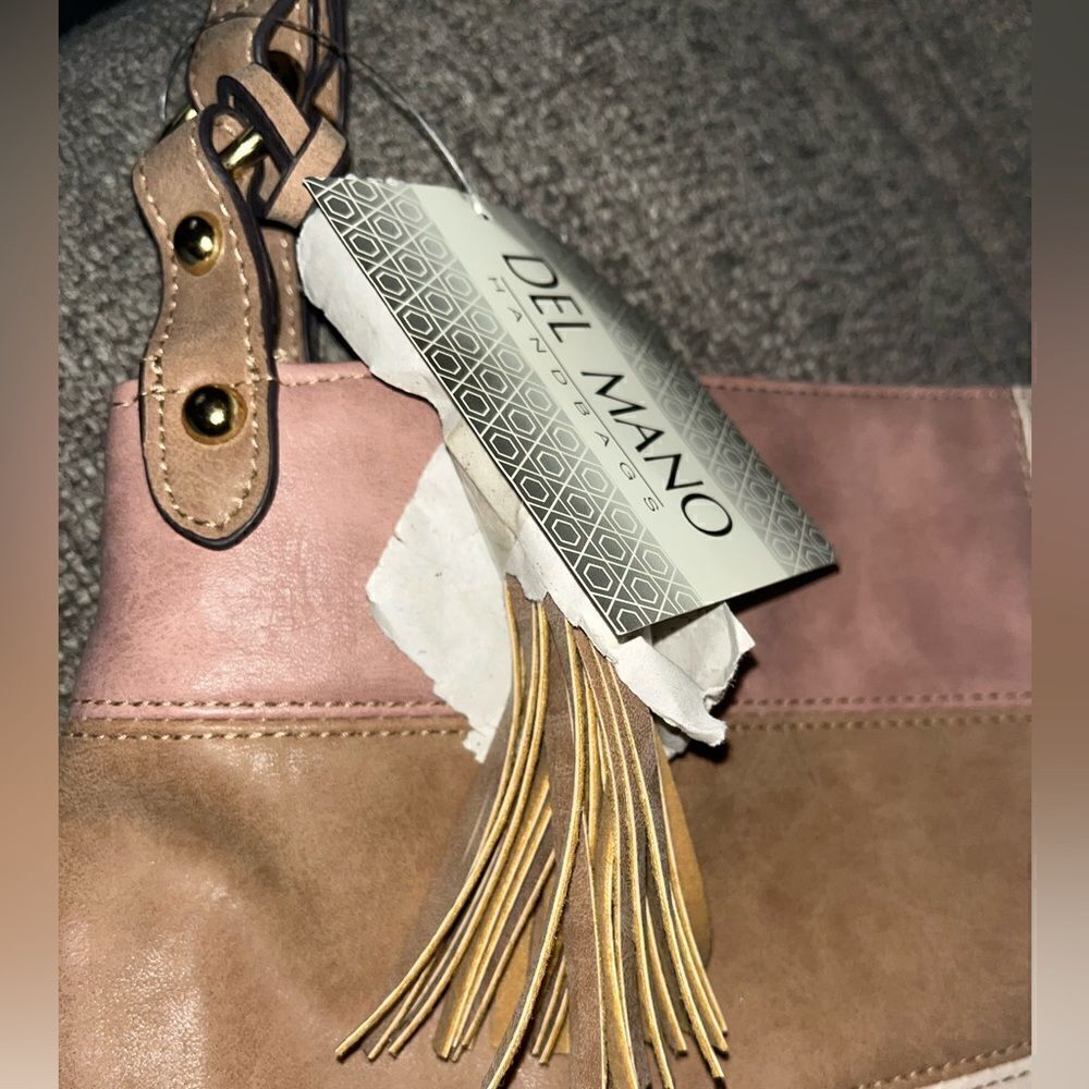 Del mano faux shoulder bag with tassel pull - Picture 3 of 6
